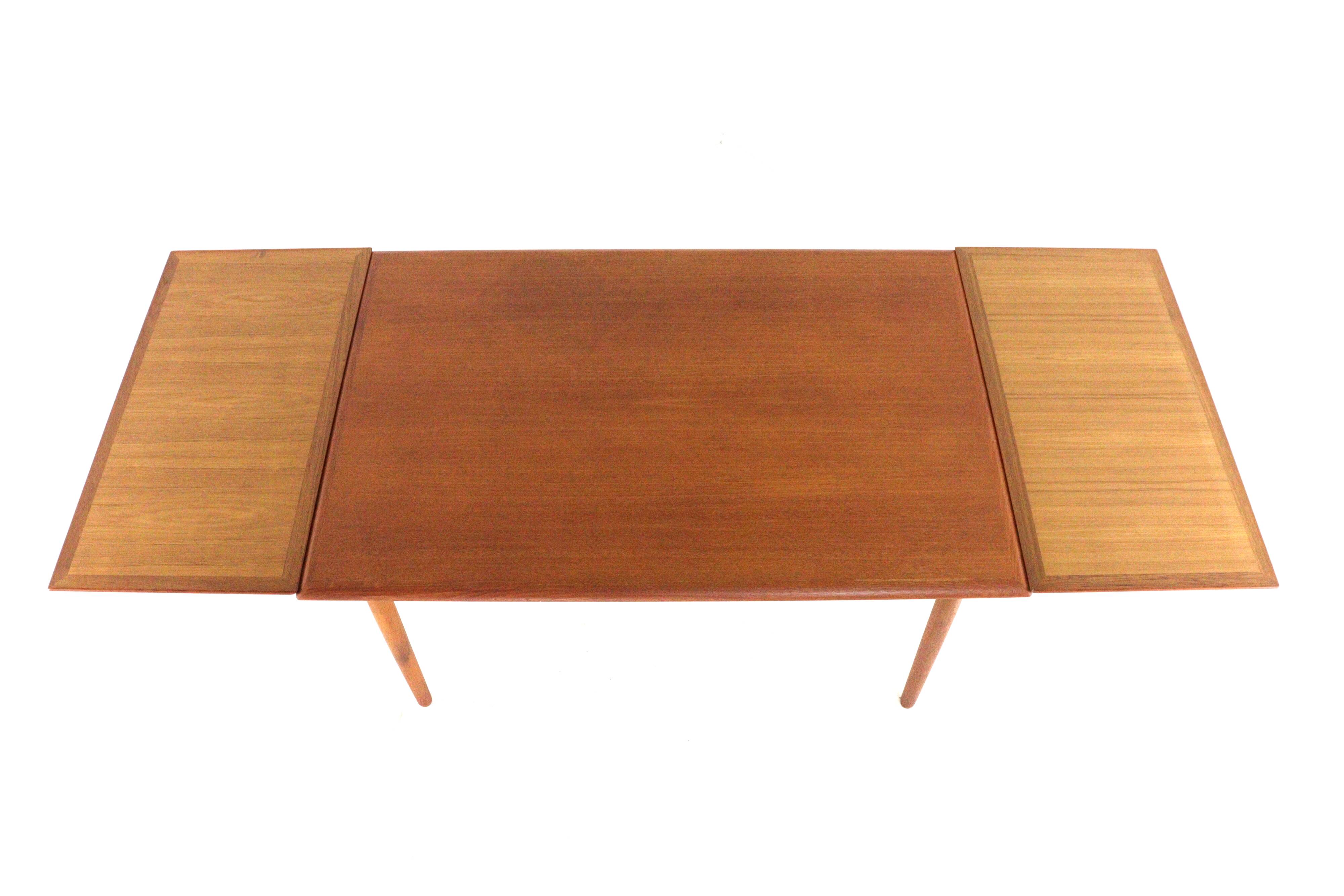 Table à manger rectangulaire extensible danoise 'Siem' en teck