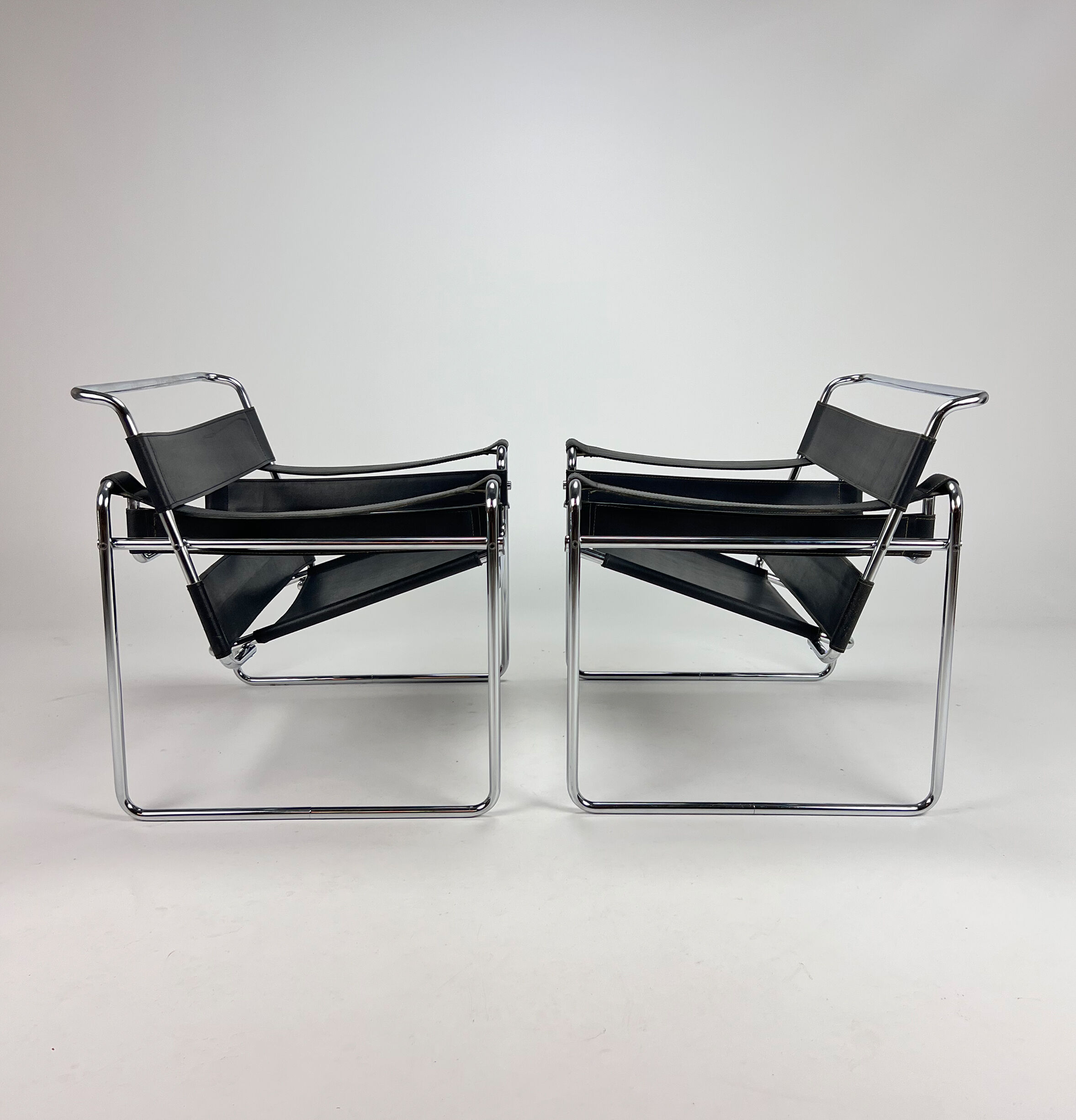 Set of 2 Wassily B3 Chairs by Marcel Breuer, 1980s