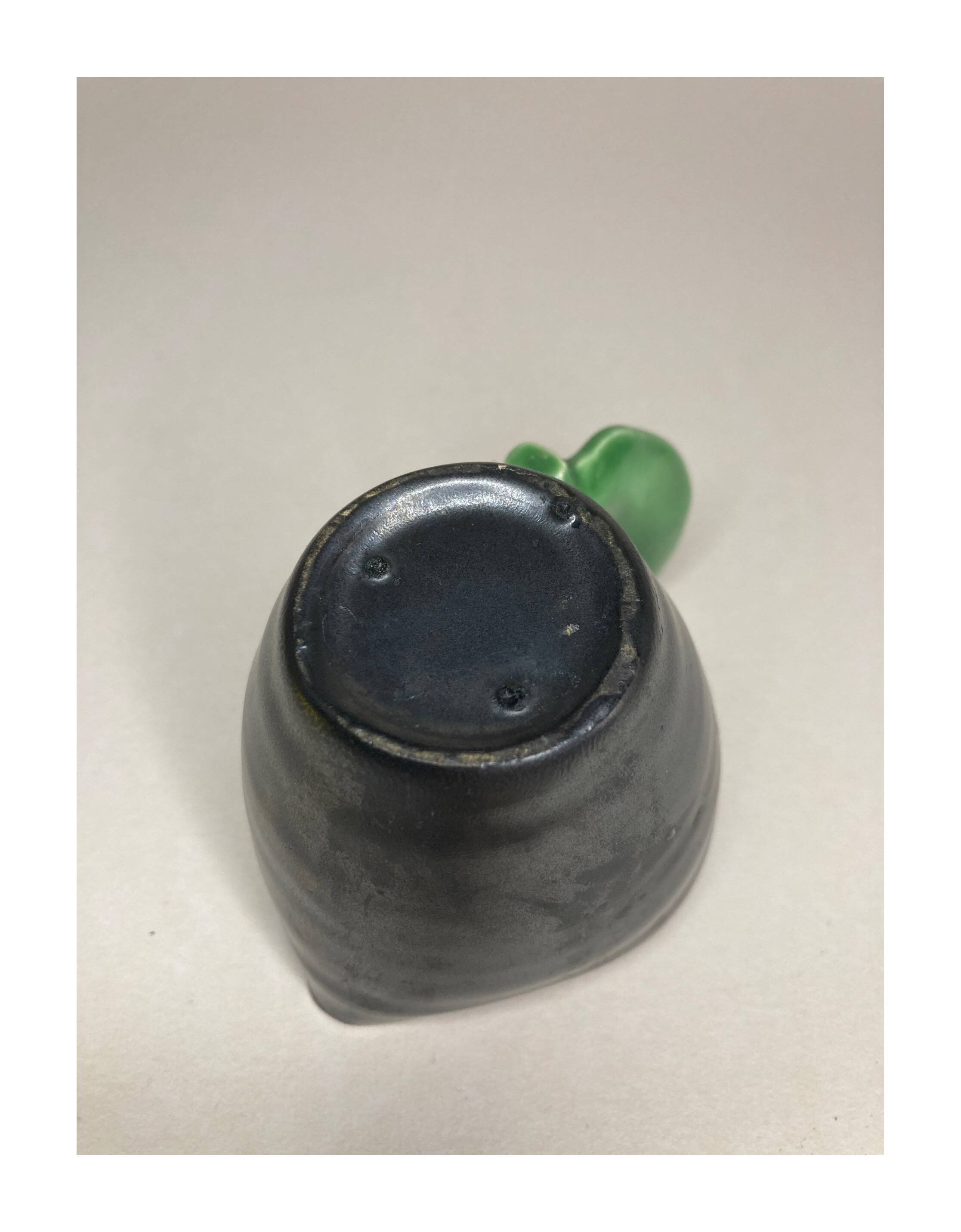 Ceramic mugs