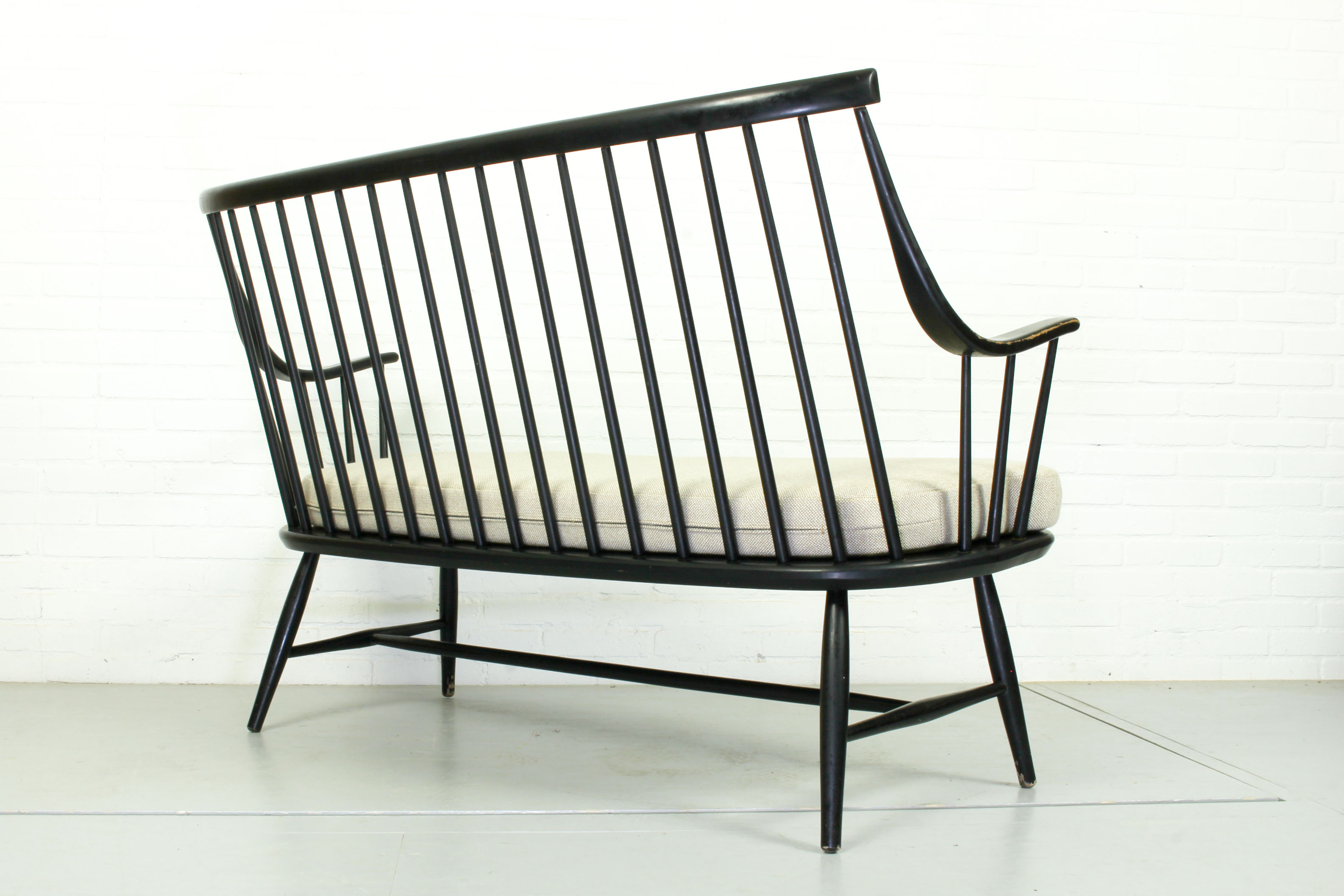 Model Grandessa armchairs and matching sofa by Lena Larsson for Pastoe & Nesto, 1959, Set of 3