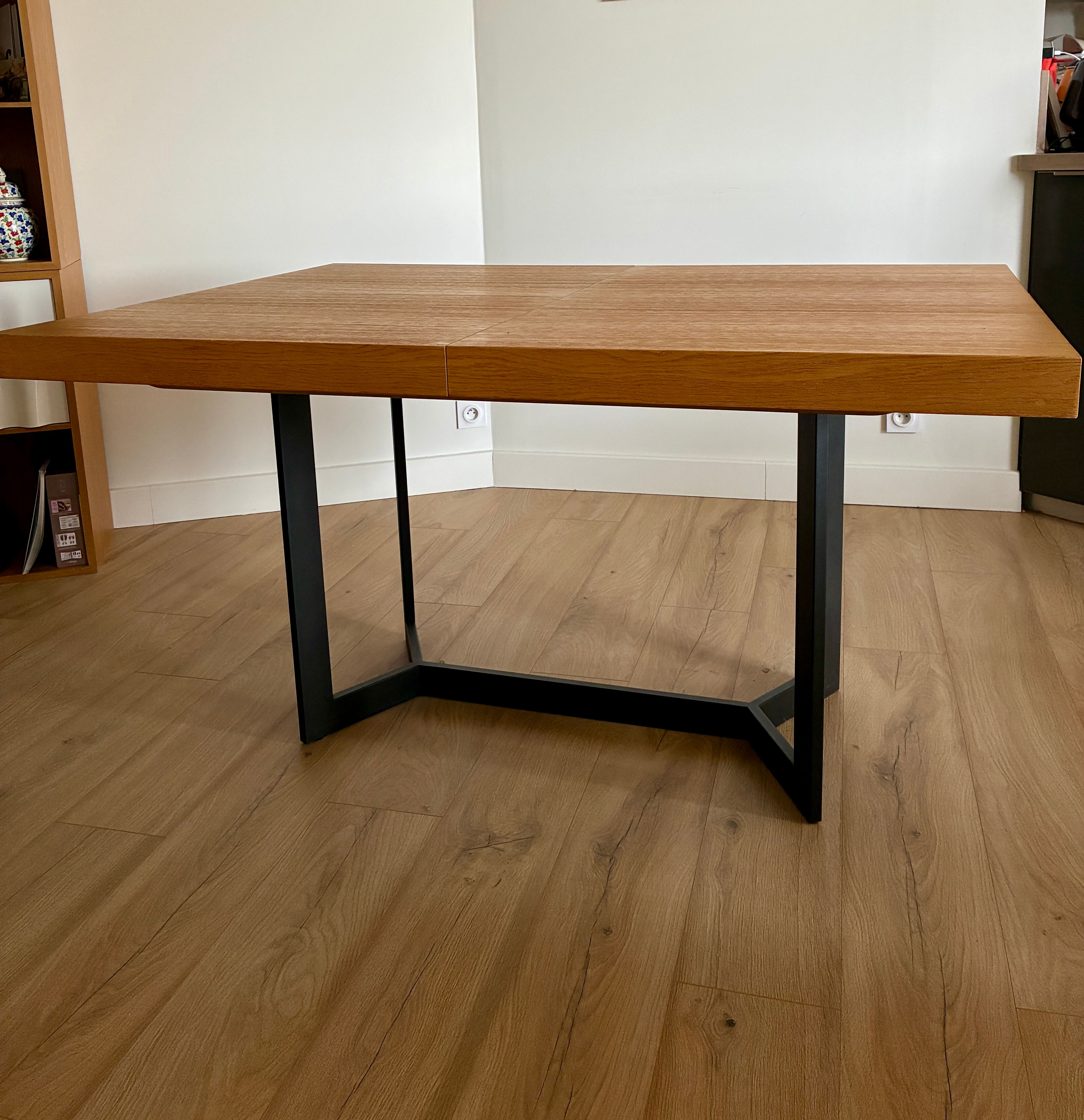 Natural oak dining table