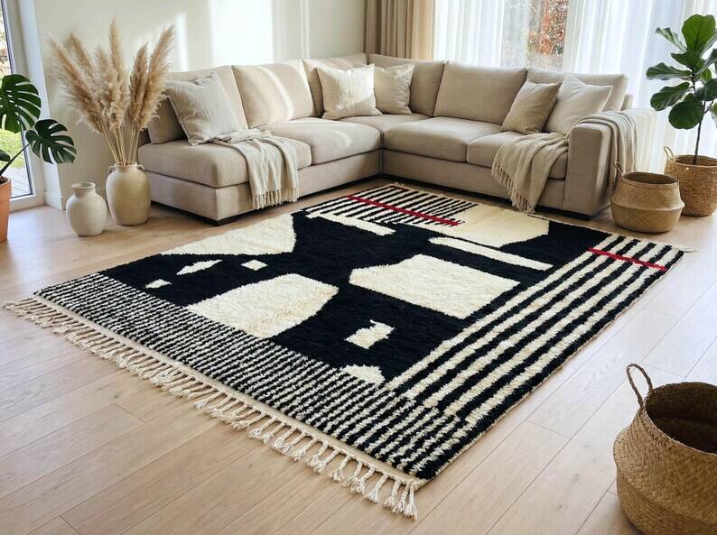 Magnificent Moroccan handmade rug 200cm x 300cm.
