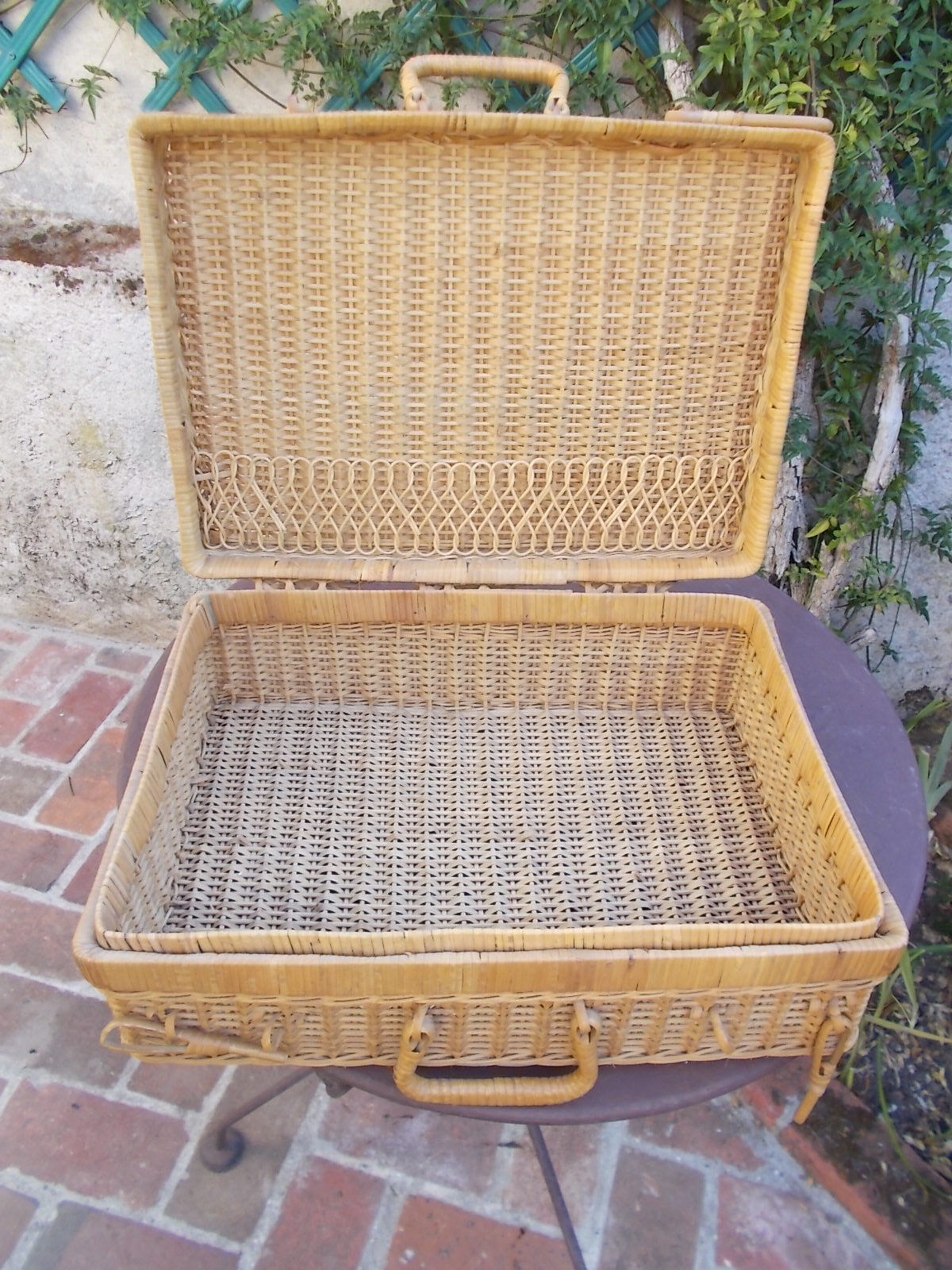 Wicker briefcase suitcase