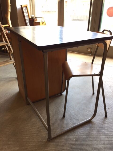 Bureau et sa chaise enfant vintage