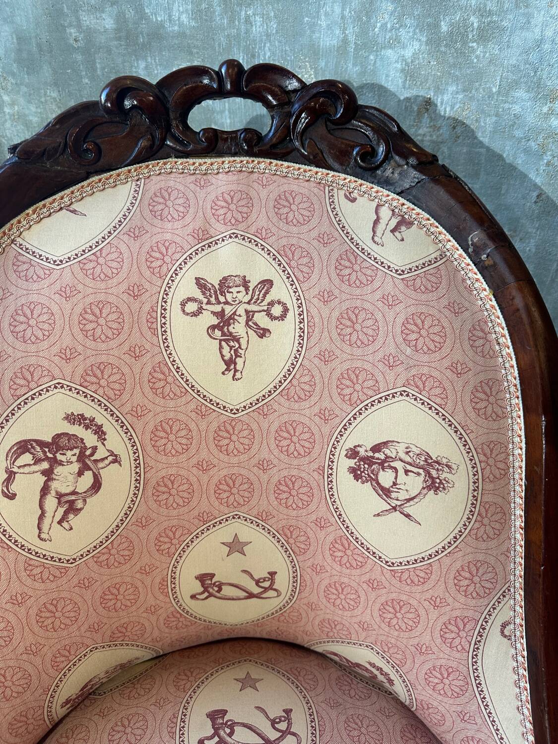 Pair of carved solid mahogany gondolas from the 19th century