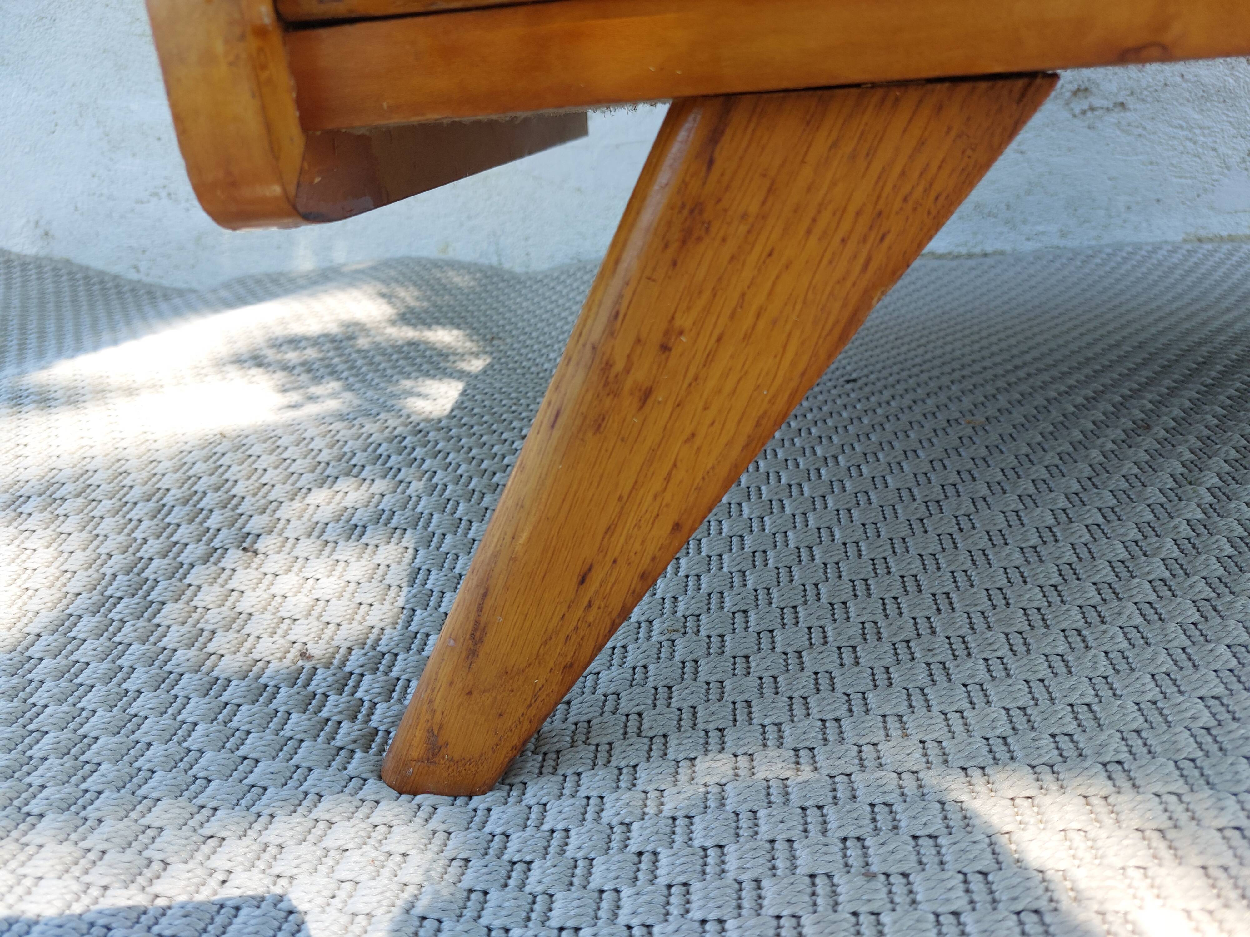 Commode vintage pieds compas en bois massif et osier