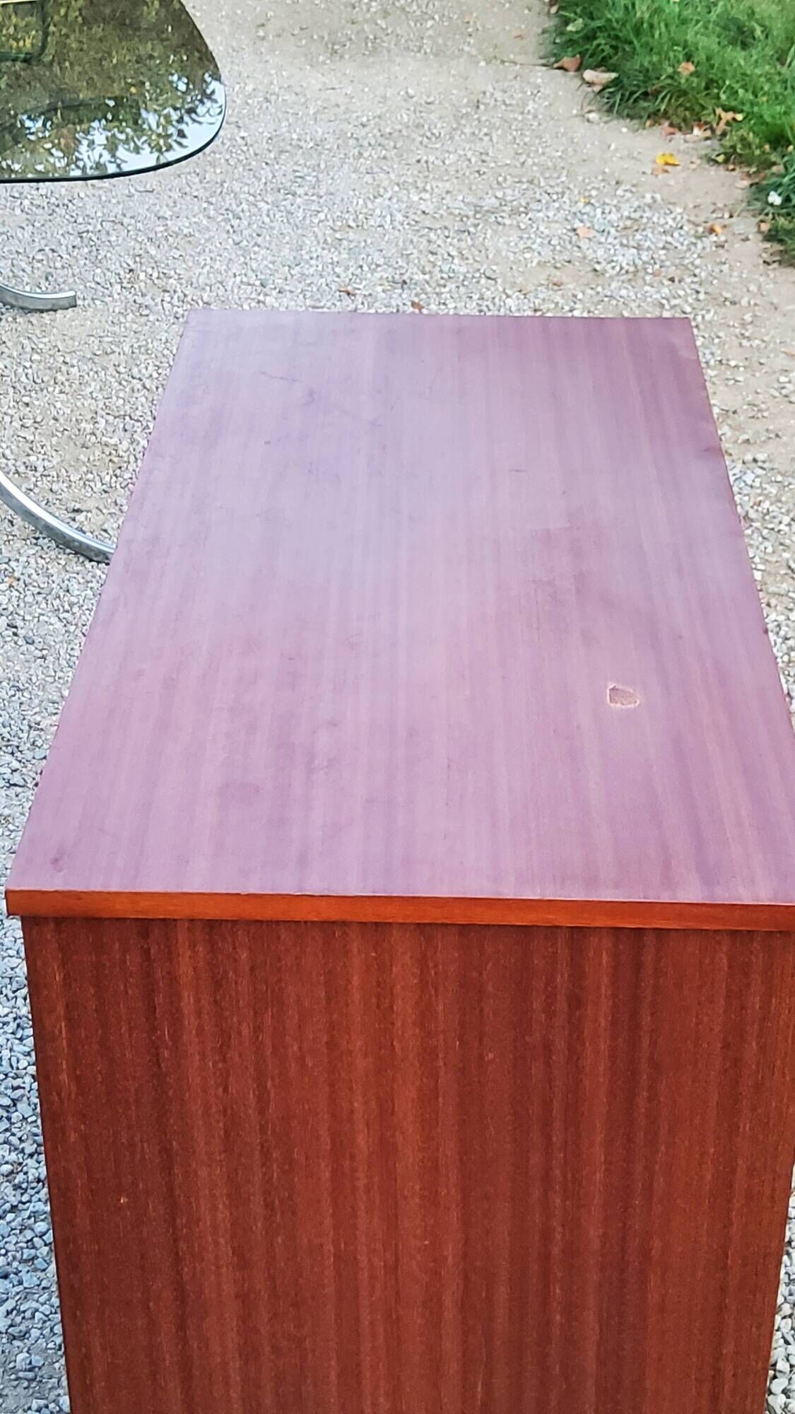 Vintage mahogany chest of drawers from the 60s conical feet 4 drawers