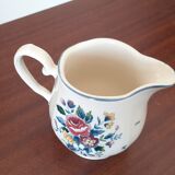 Pot à lait fleuri