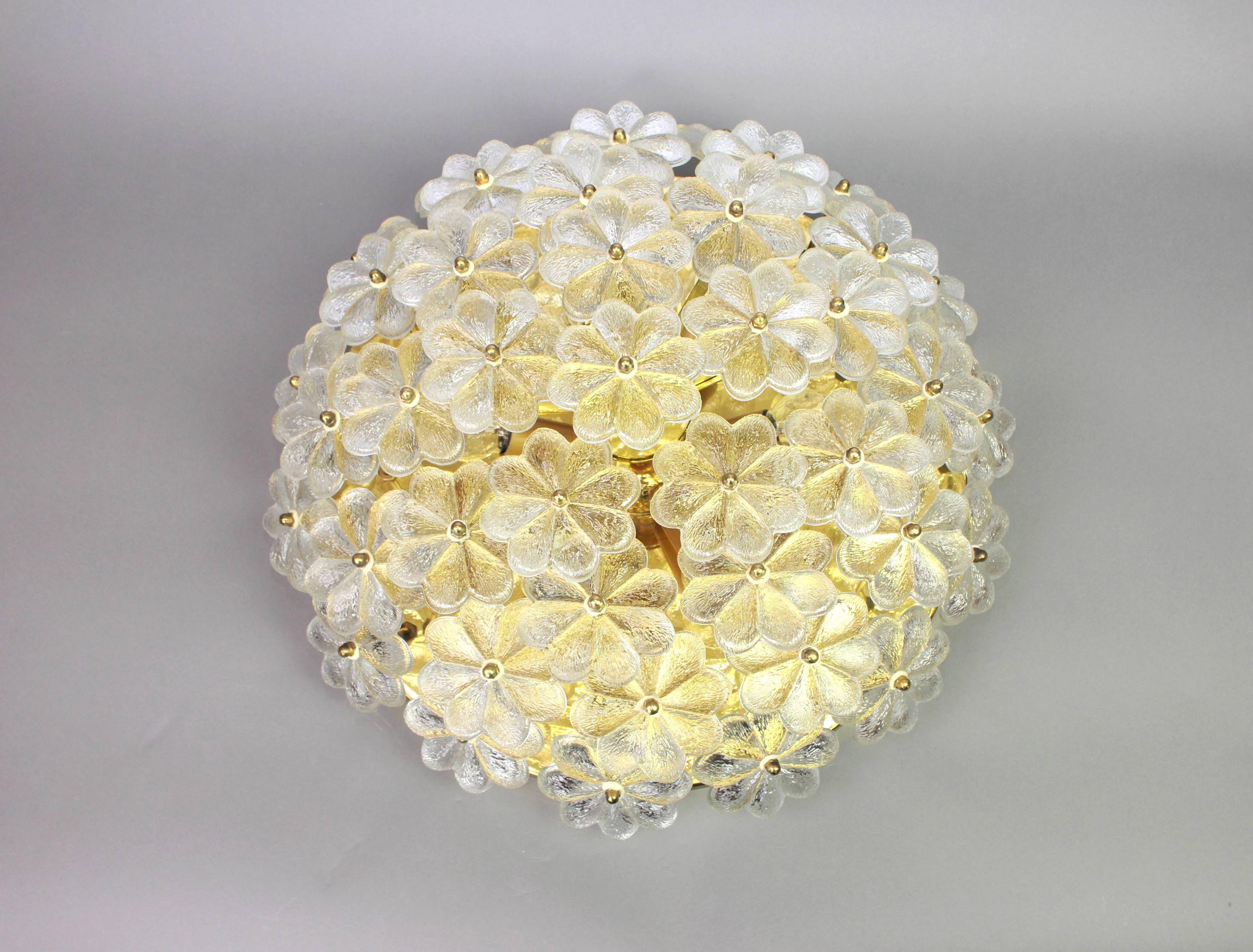 Large flower ceiling light in Murano glass, Ernst Palme, Germany, 1970s
