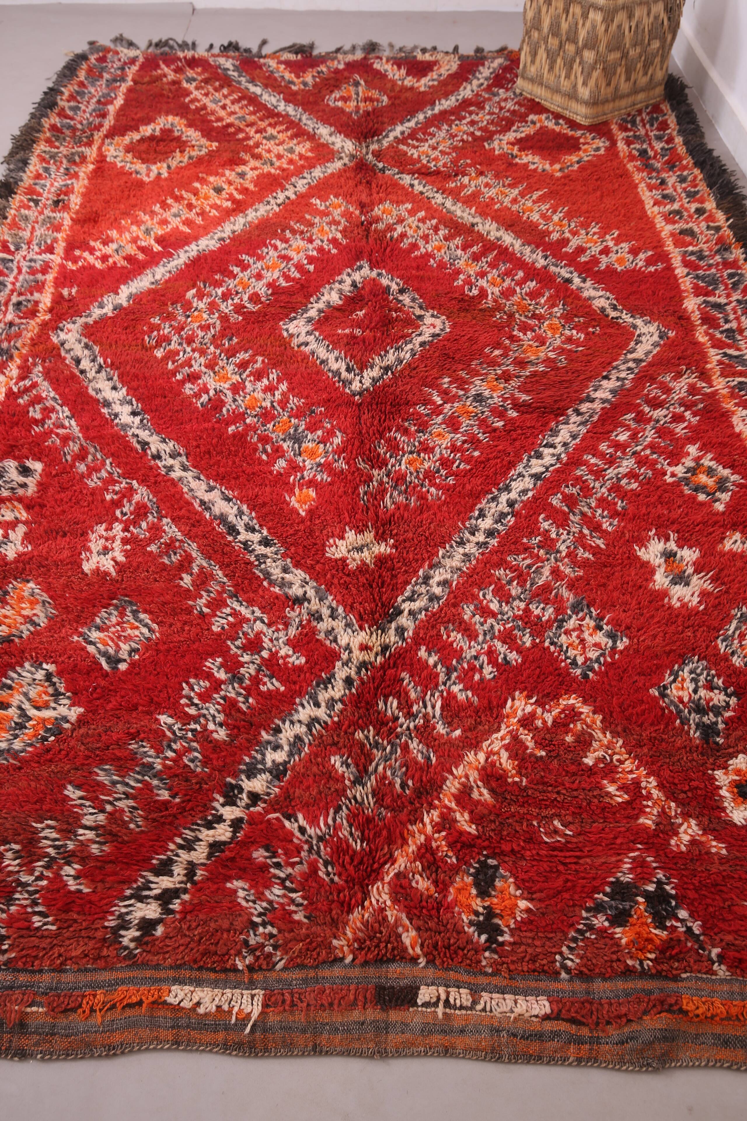 Tapis marocain vintage rouge 220 x 356 cm - Tapis en laine berbère rare - Tapis fait main