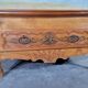 Commode basse Louis XV en merisier massif