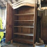 Louis Philippe wardrobe