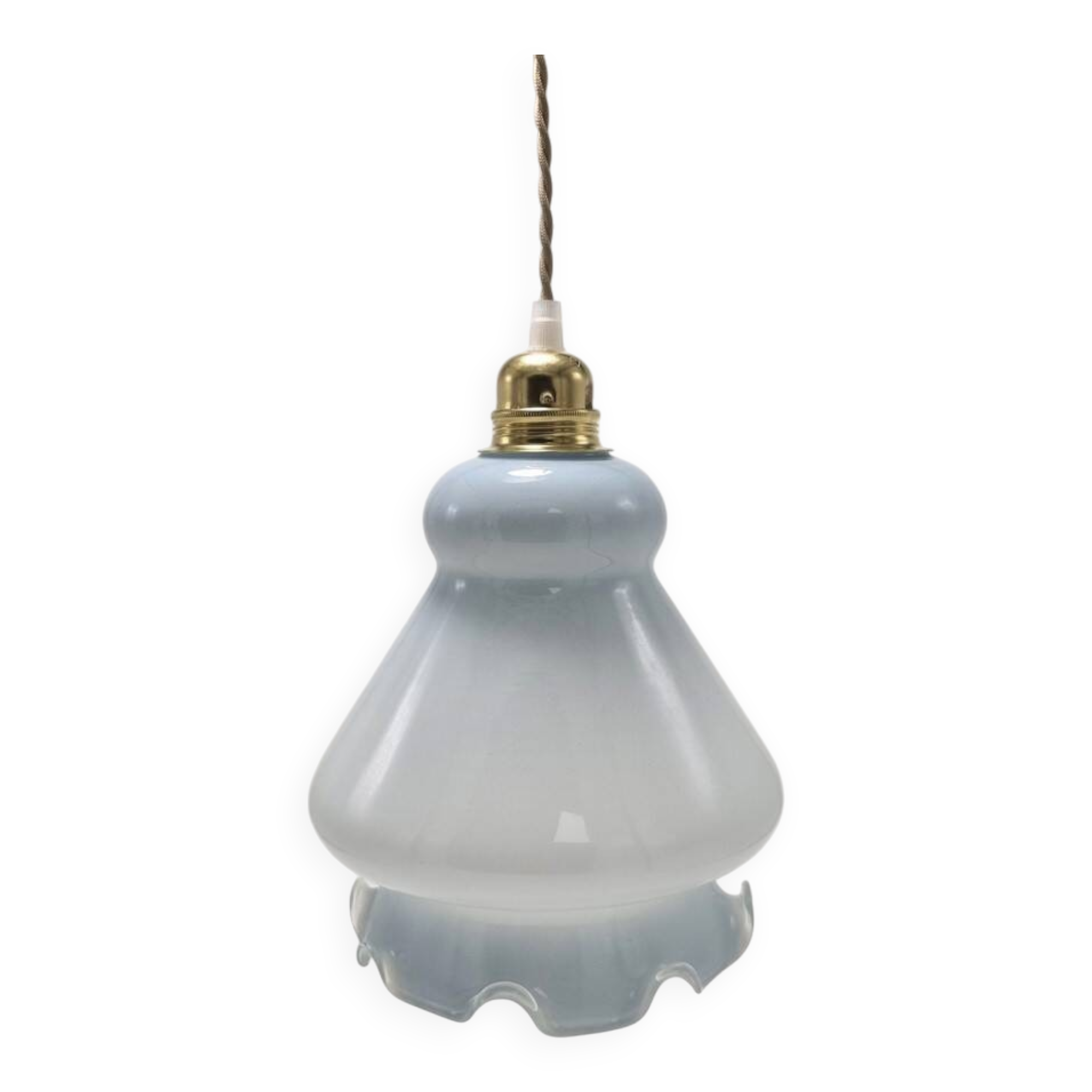 Opaline suspension