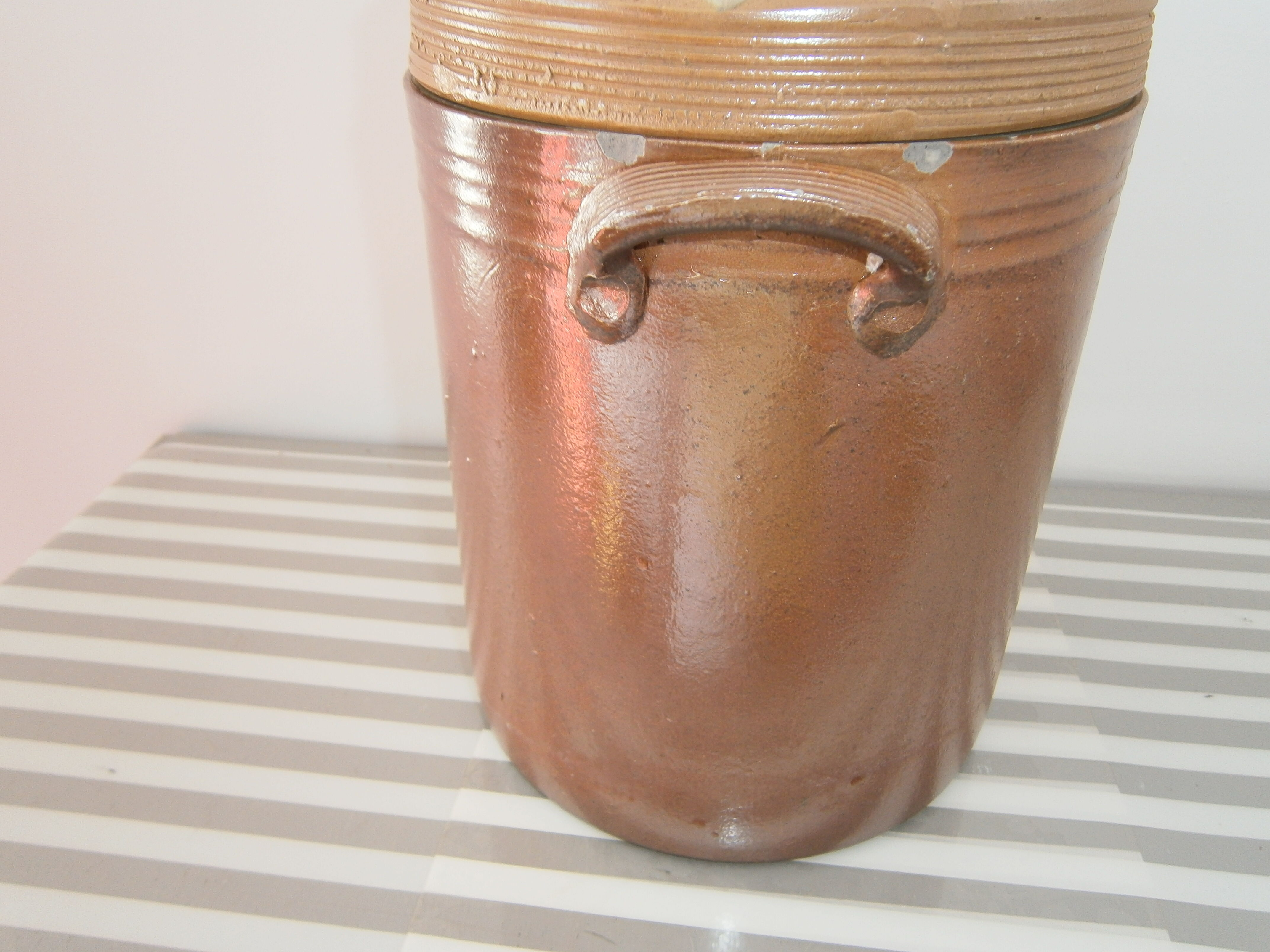 Sandstone pot