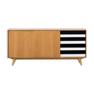 U-460 oak sideboard by Jiří Jiroutek for Interier Praha, 60's