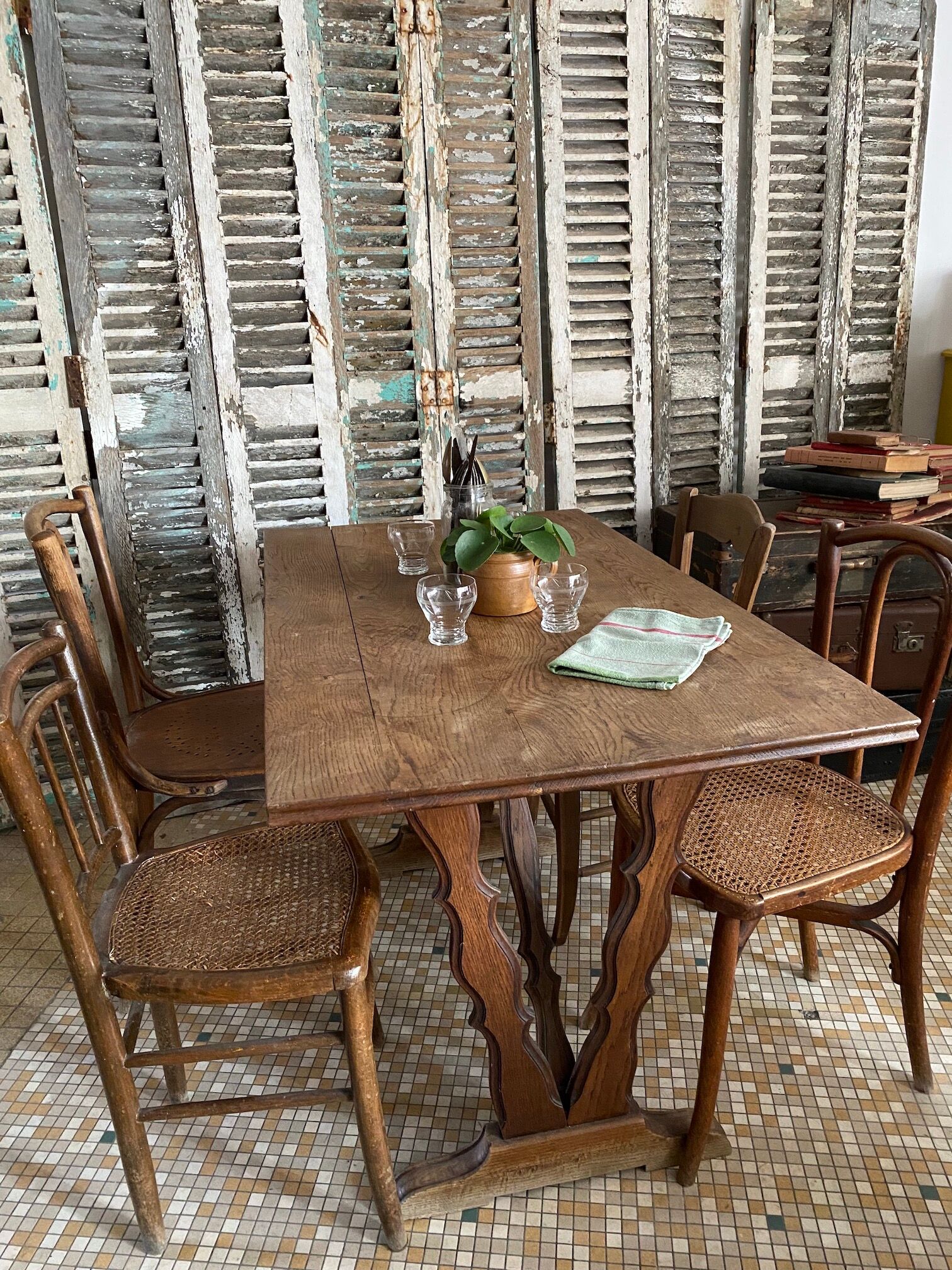 Bistro table