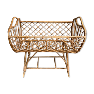 Rattan cradle