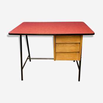 Bureau en formica