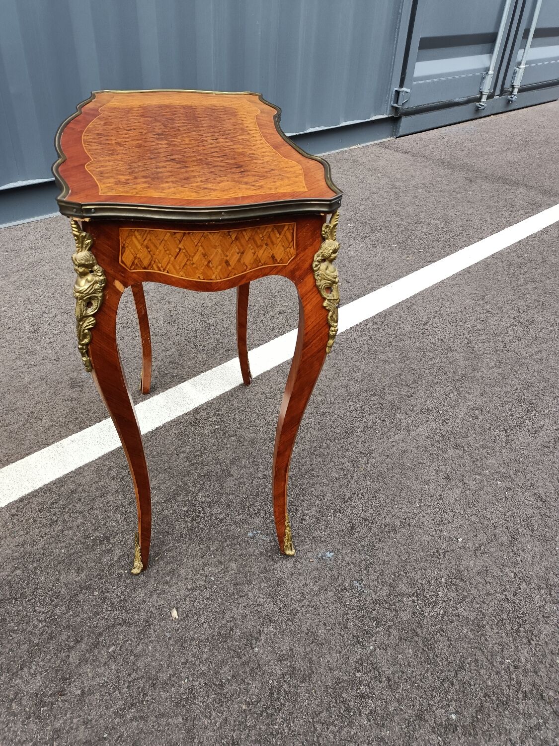 Table marqueterie ancienne style Louis XV