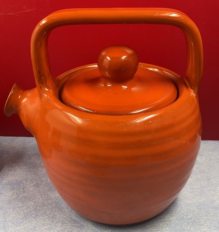 Details on Orange Tea (or Coffee) Service, Vintage 1970" Vallauris? signed B. Aoustin design