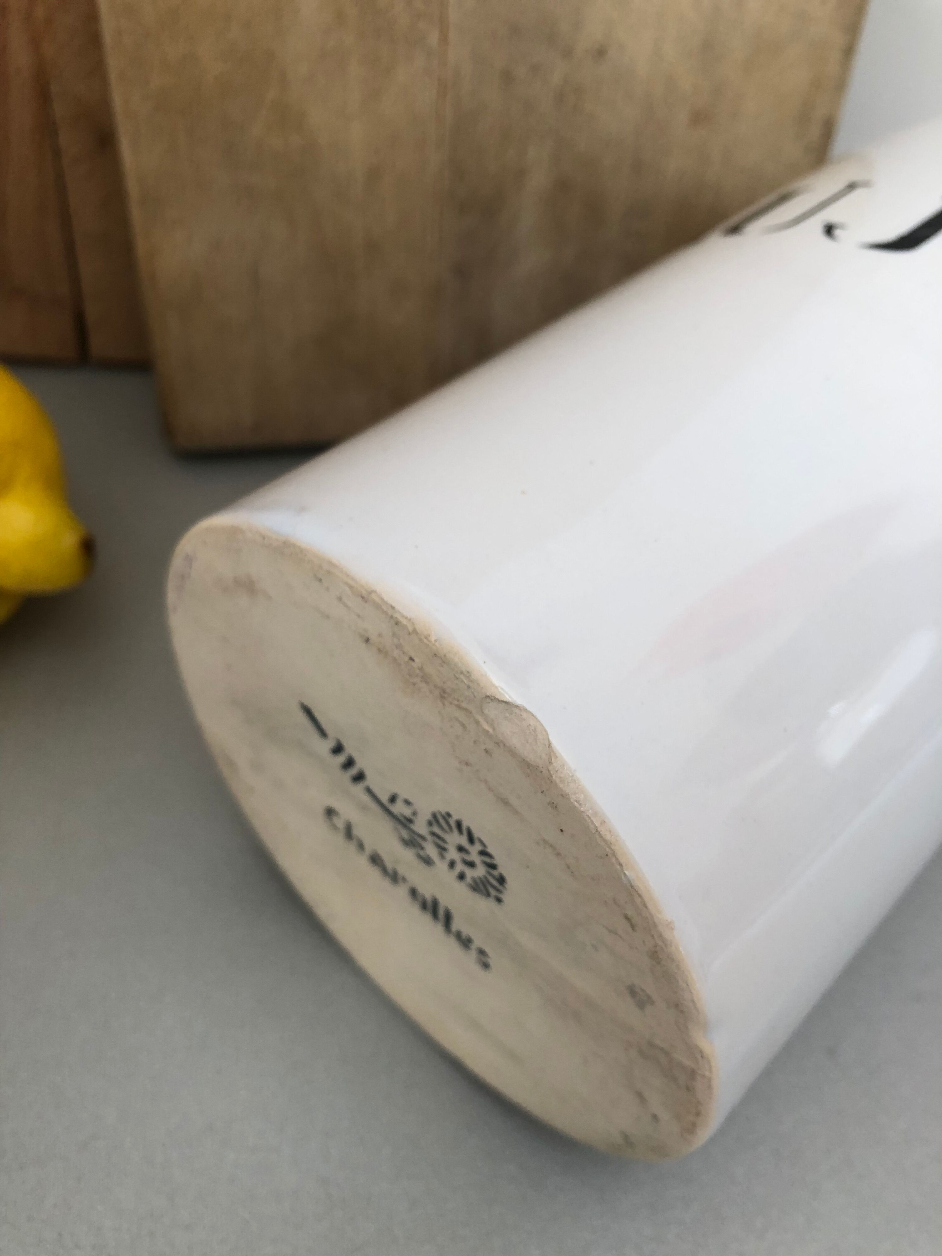 "Beaujolais" white ceramic bottle