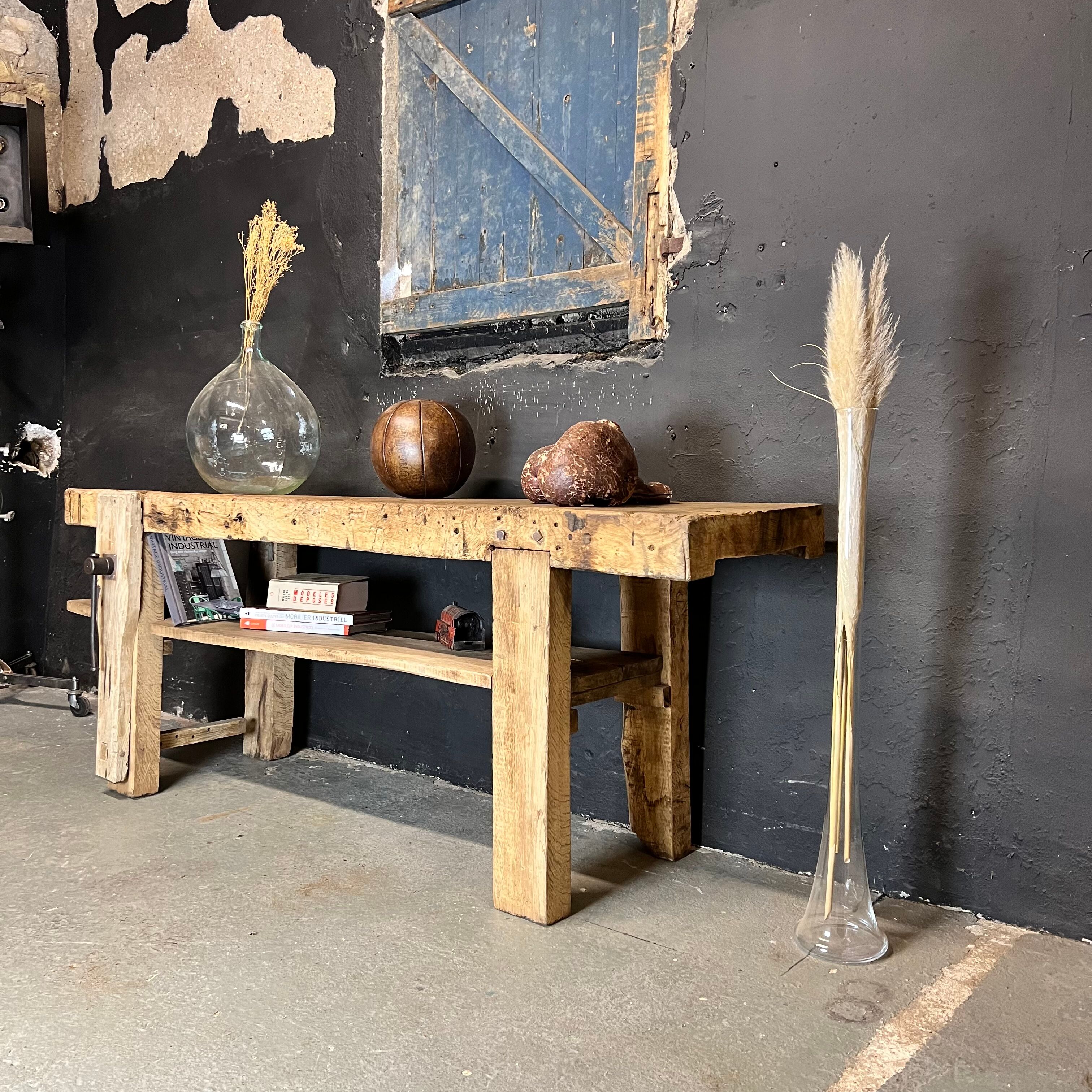 Old establishment in raw solid oak