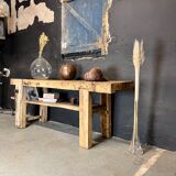 Old establishment in raw solid oak