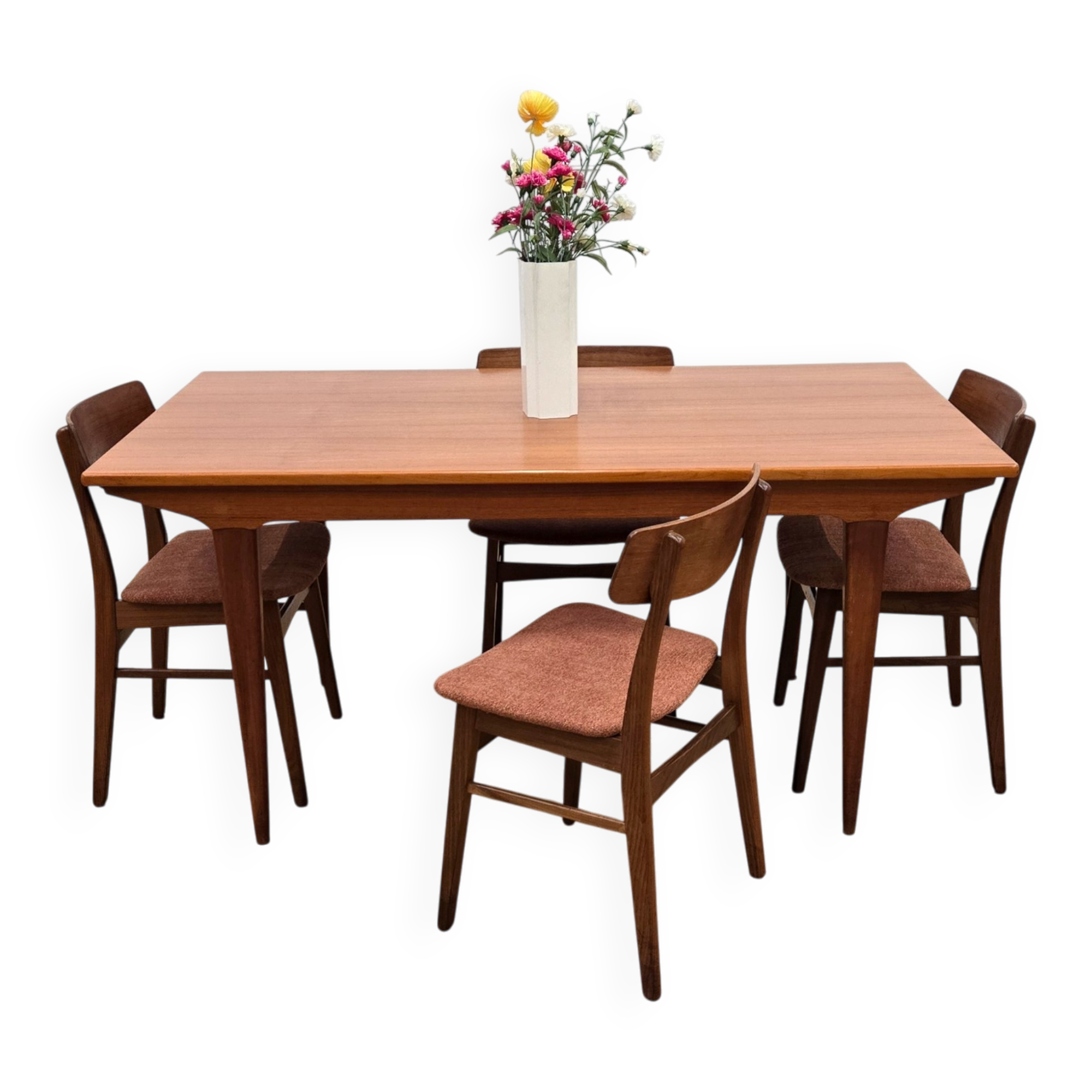 Scandinavian table