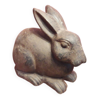 Cast iron rabbit