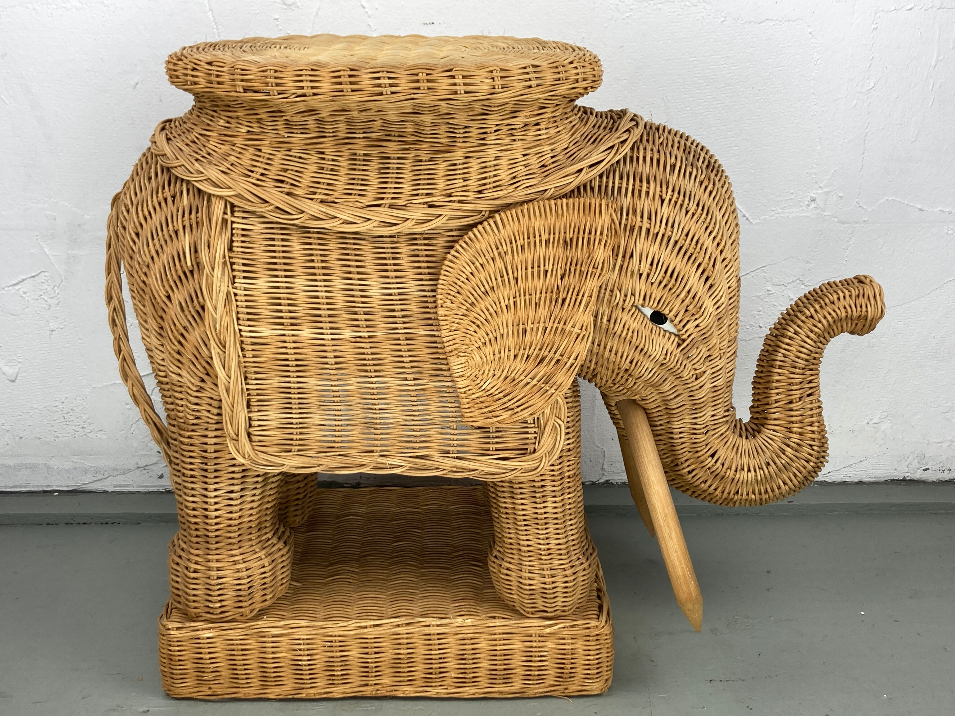 Rattan bamboo wicker elephant pedestal or side table, 1970s