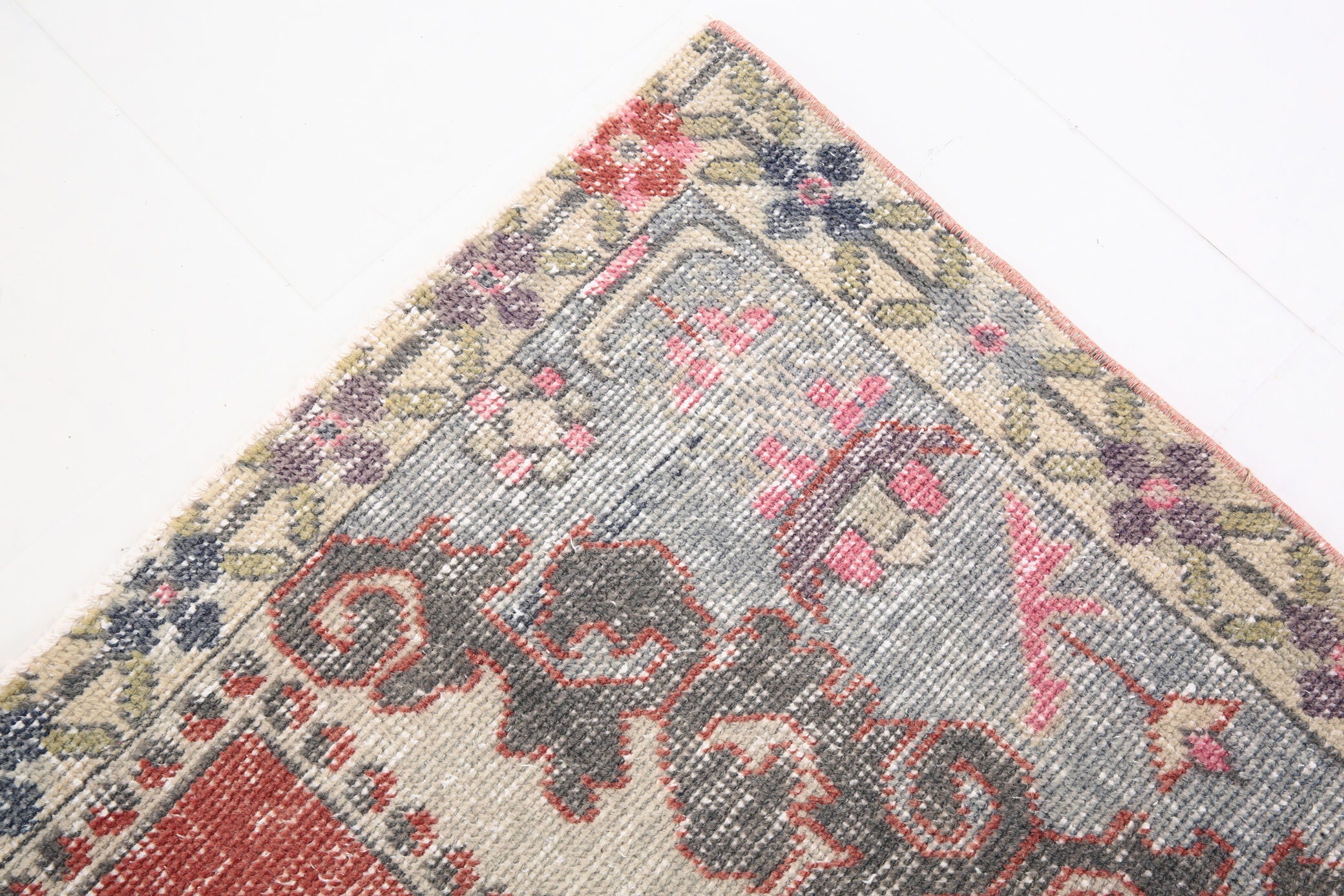 Oriental rug 118x238cm