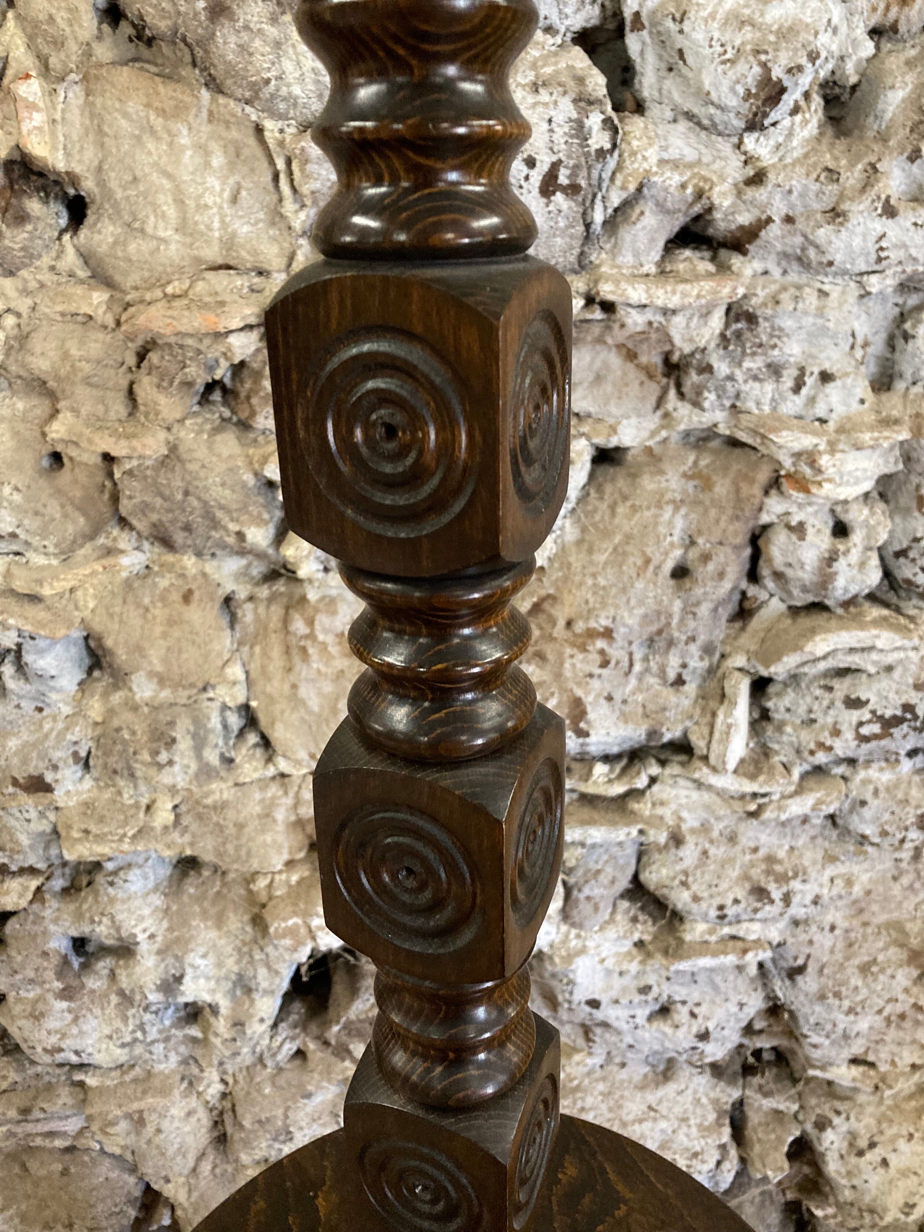 Side table floor lamp in Basque turned wood 50