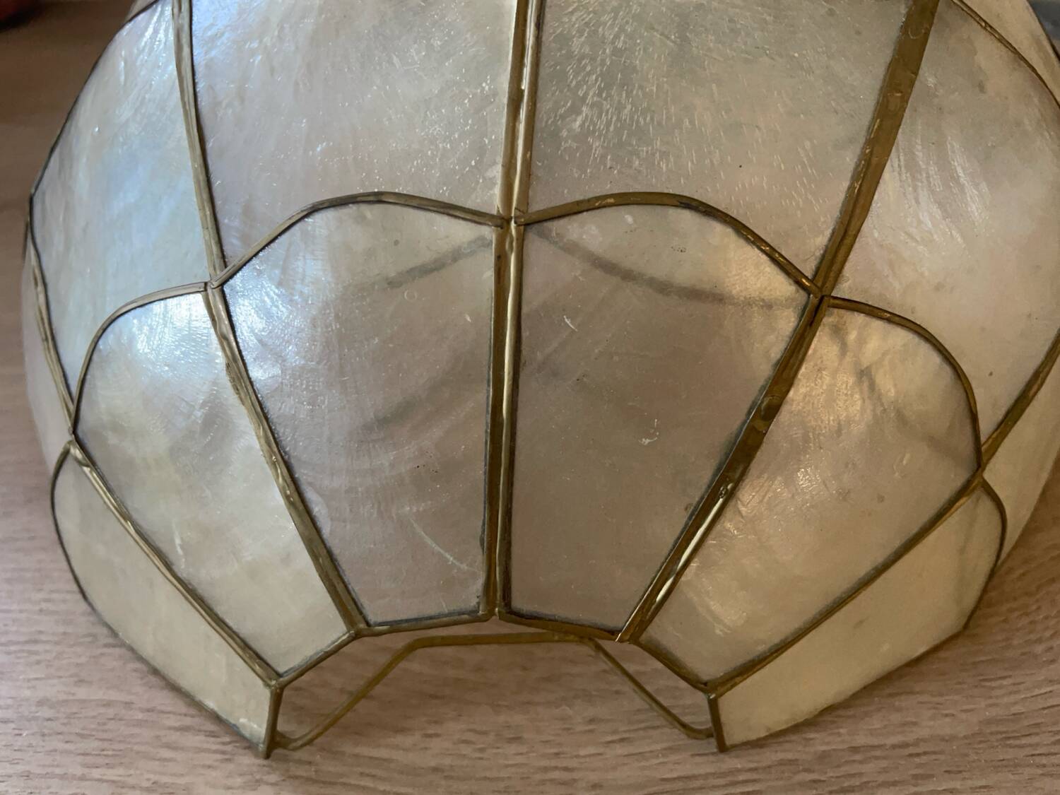 Pair of mother-of-pearl wall lights