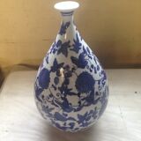 Blue pattern vase