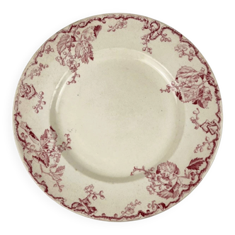 Round plate KG Lunéville "Fontainebleau", pink, late 19th century, ironstone