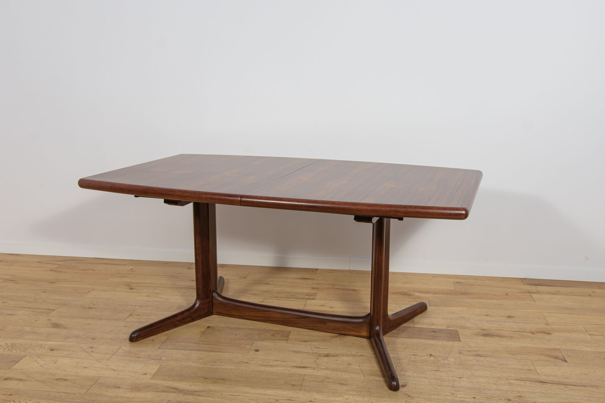 Table à manger extensible en palissandre de style mid-century moderne, Danemark, années 1960.