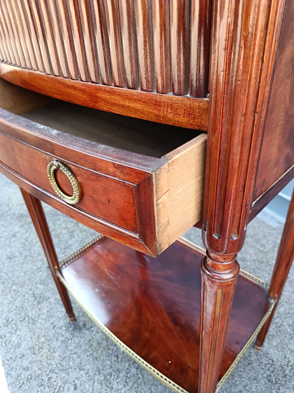 Chest of drawers style Louis XVl old marble tray