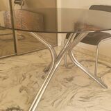Table salle à manger en verre fumé