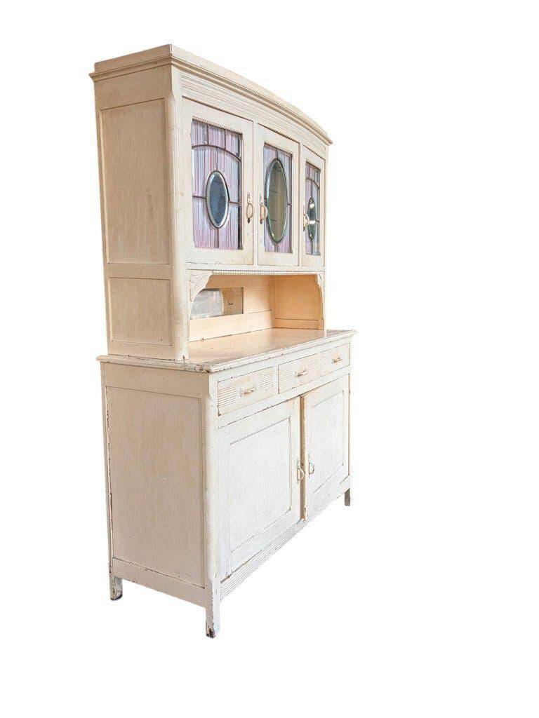 Buffet vintage blanc cassé / meuble de brocante
