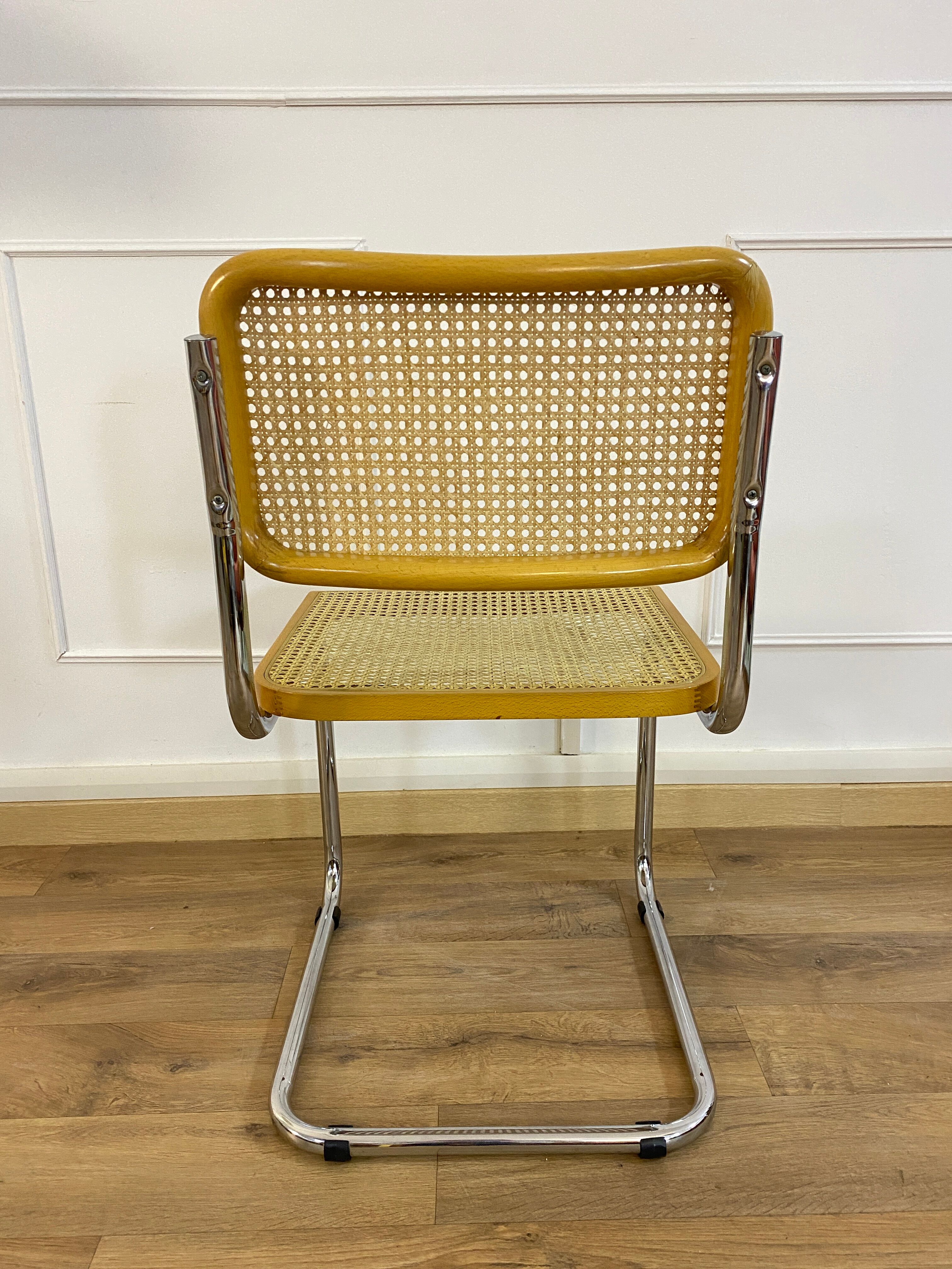 2 B32 chairs by Marcel Breuer