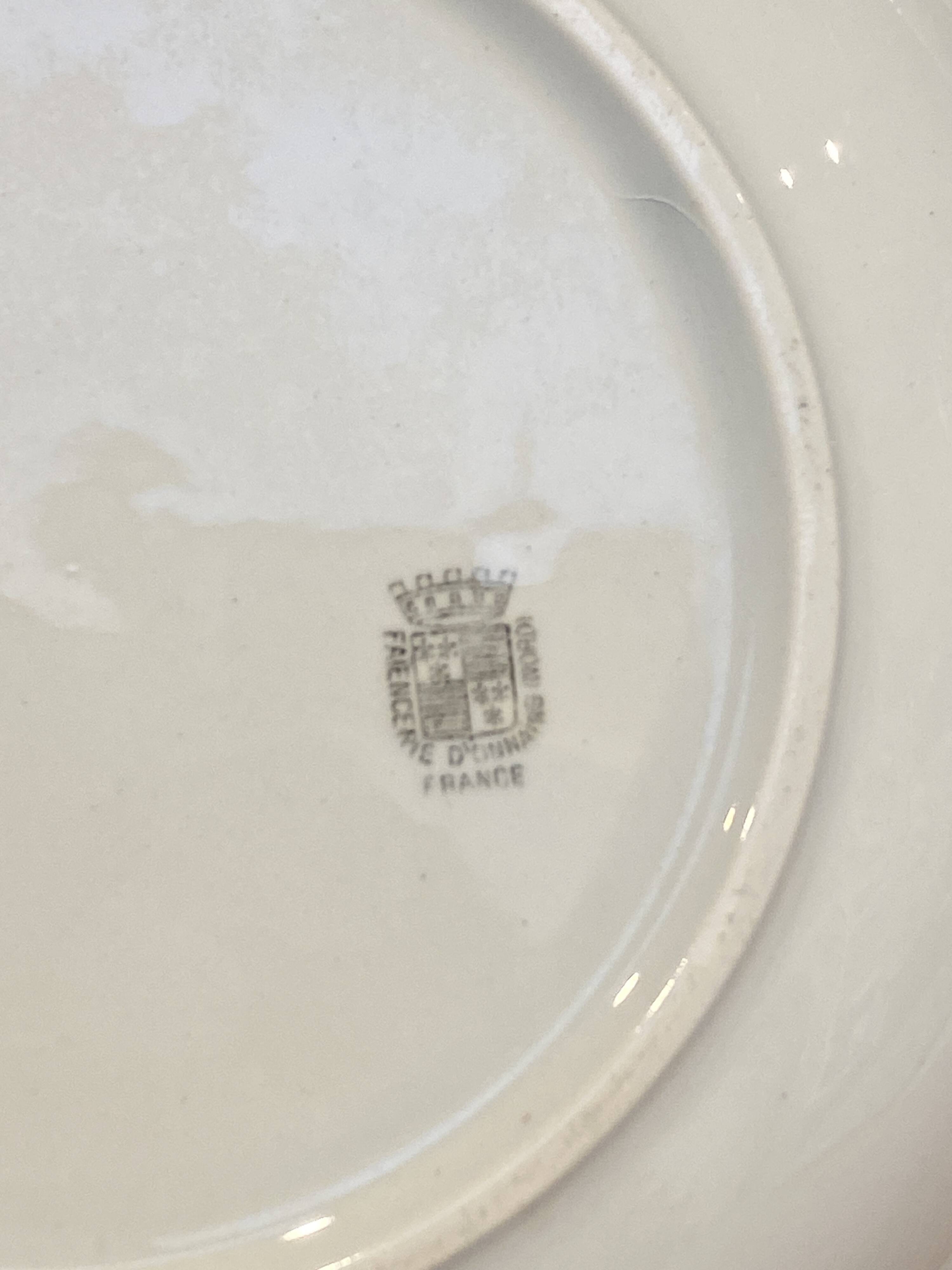 Hollow serving dish from Onnaing earthenware factory
