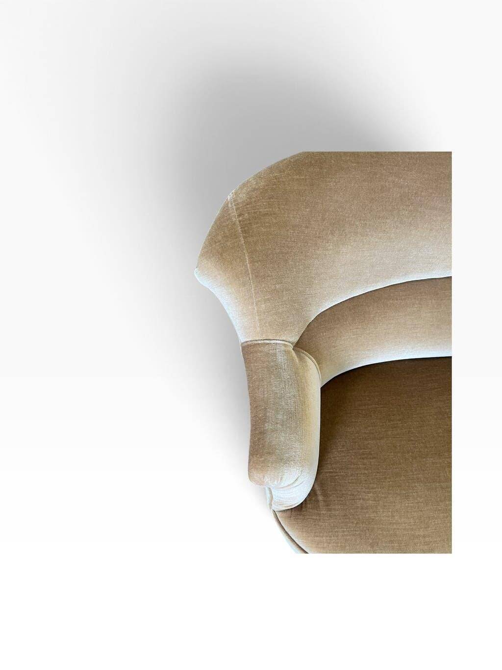 Beige vintage two-seater sofa/armchair