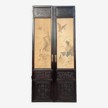 Paire de portes Chinoises du XIXe ornée de 2 peintures sur soie