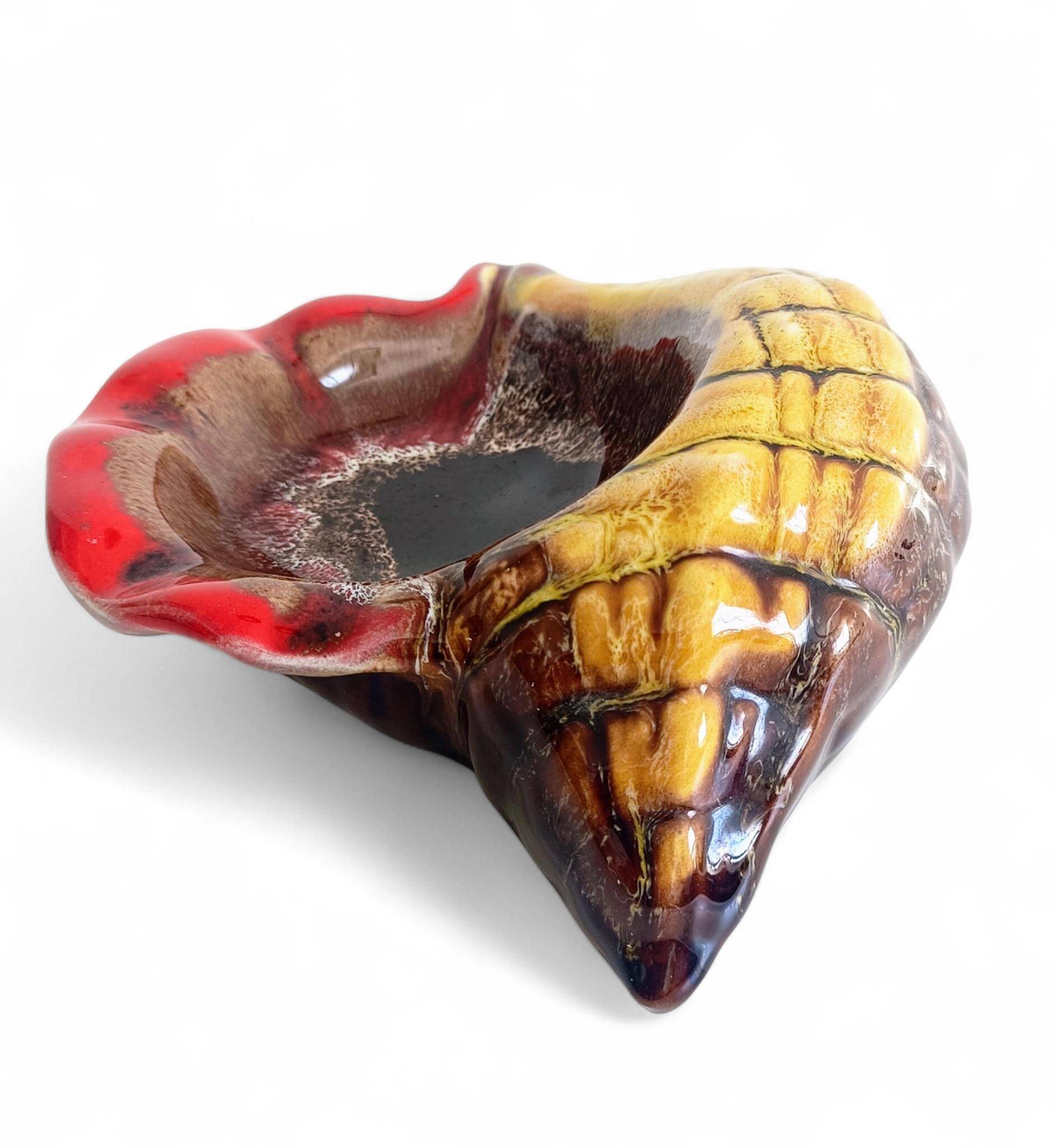 Mid-Century Vallauris “Sea Shell” Vide-Poche / Catchall, France, 1950s