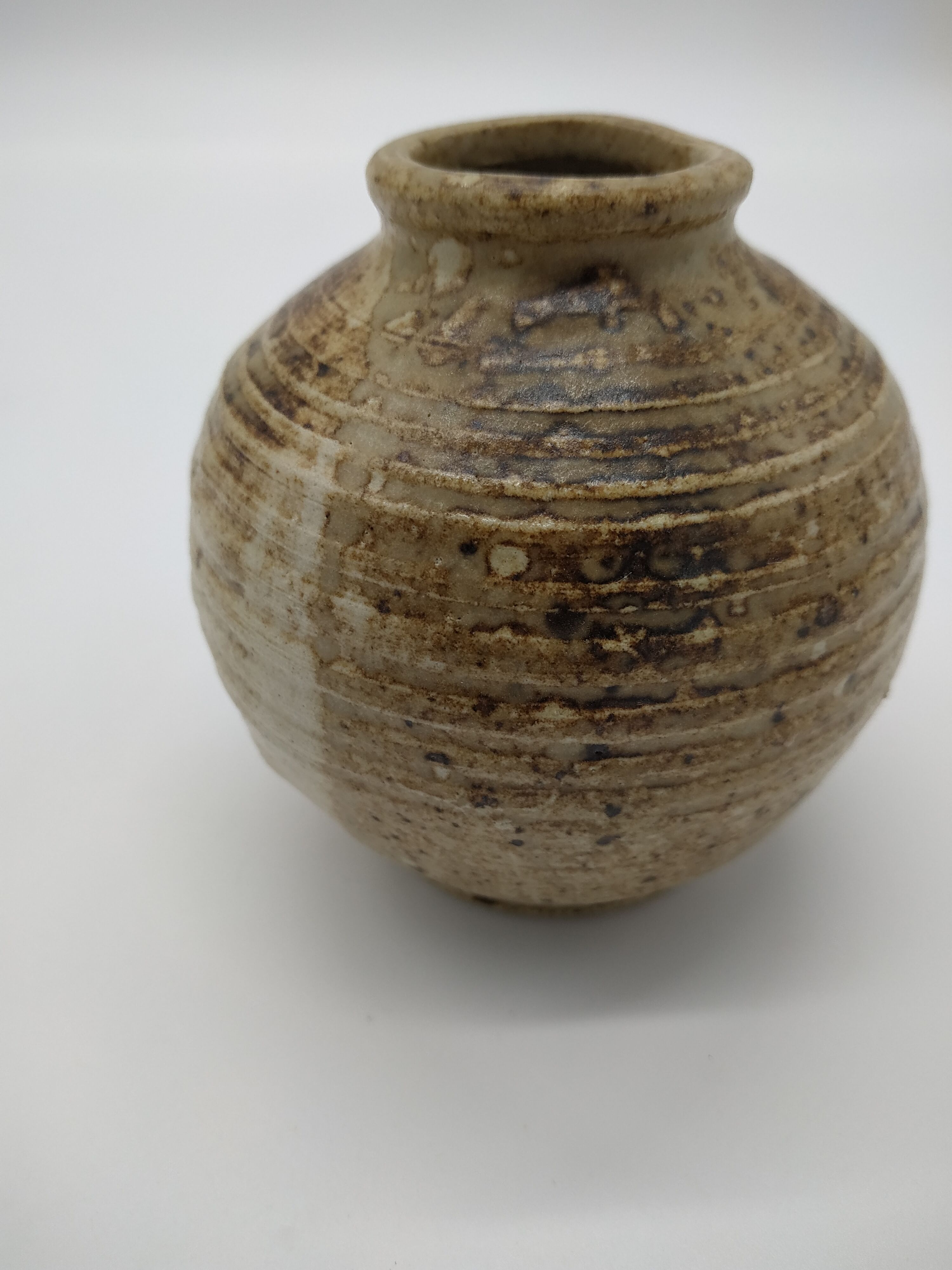 Vase ball in sandstone from Biot signed by Alain Rech