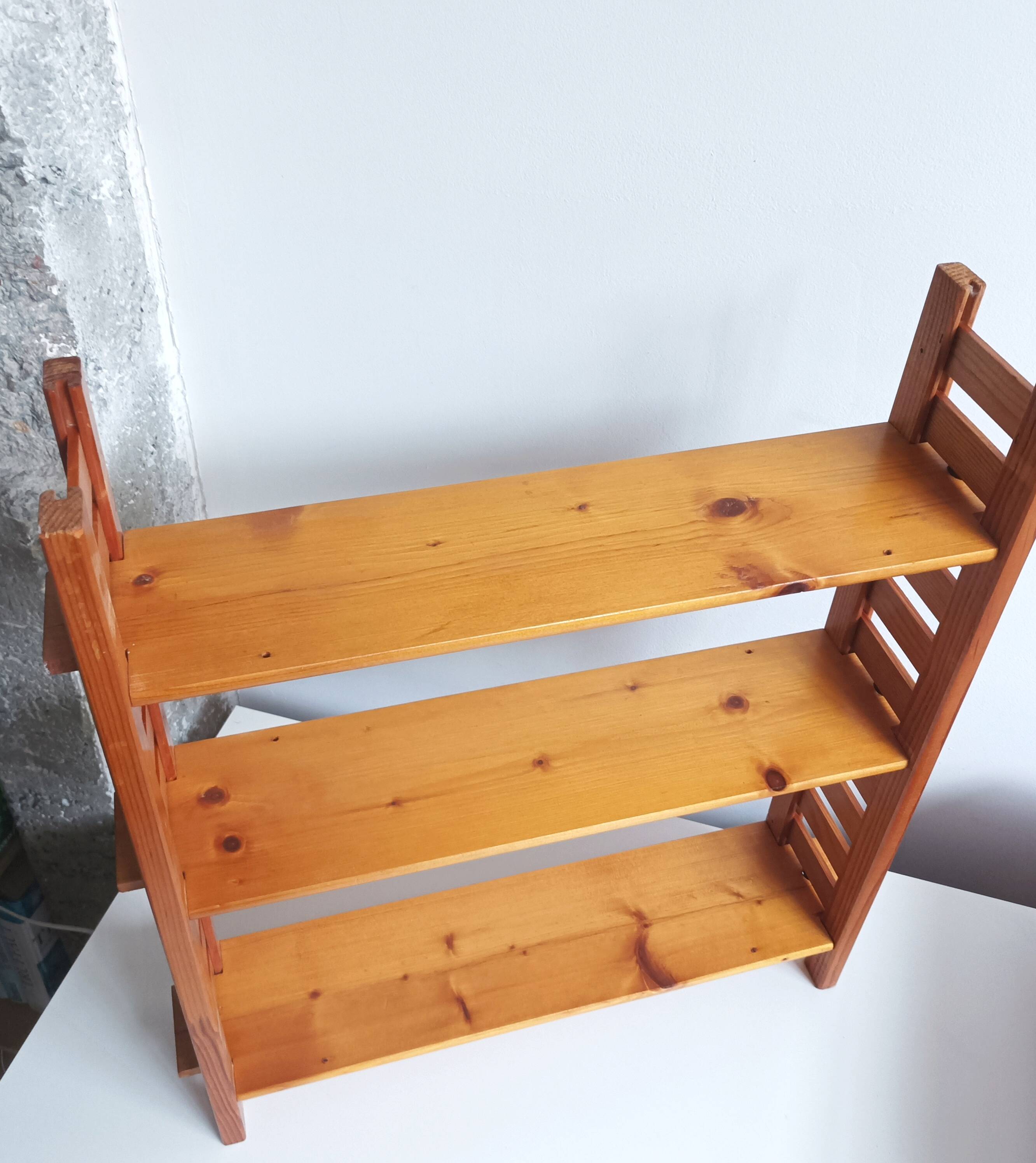 Étagère brutaliste vintage emboîtable