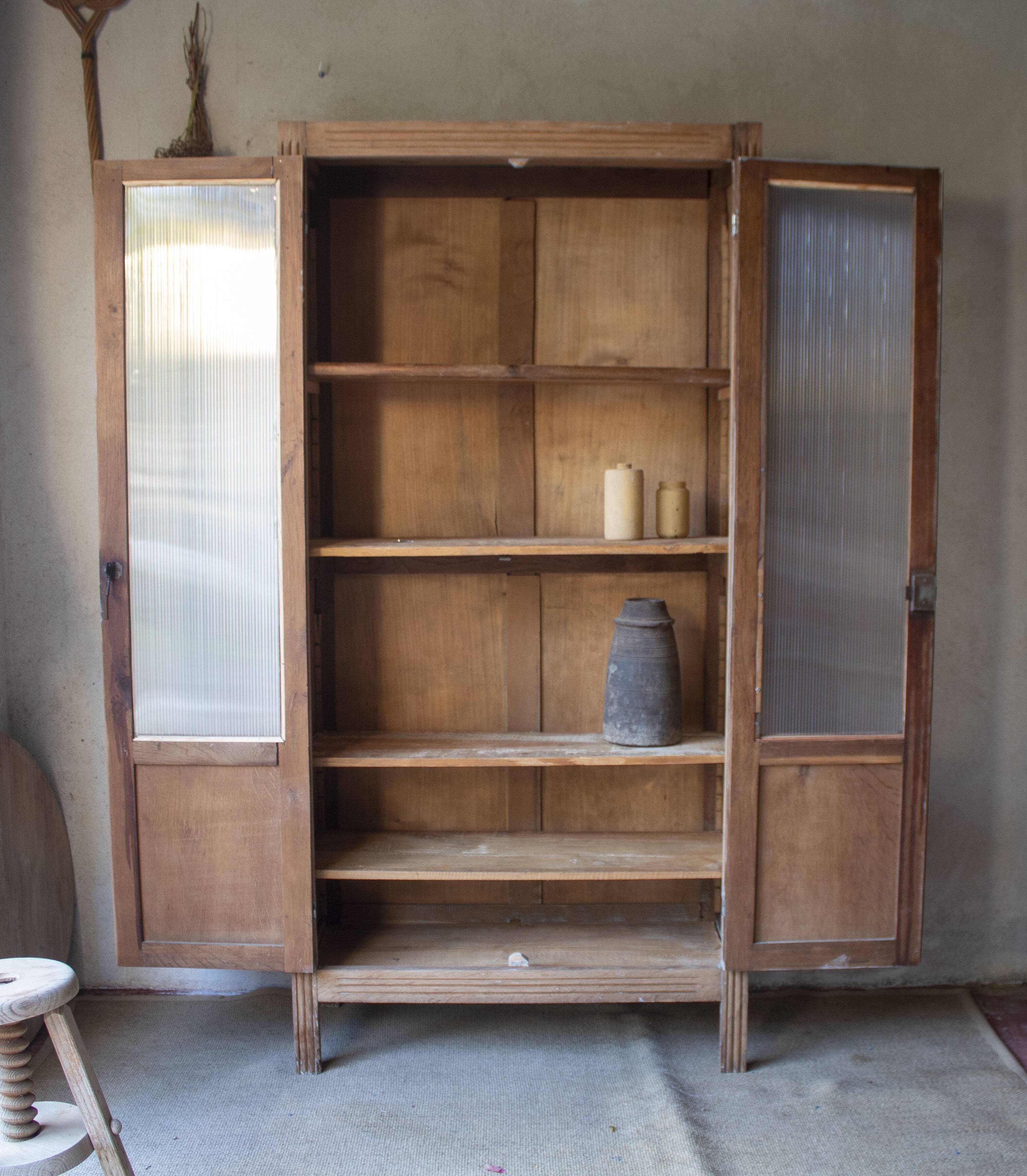 Armoire parisienne vitrage plexiglas