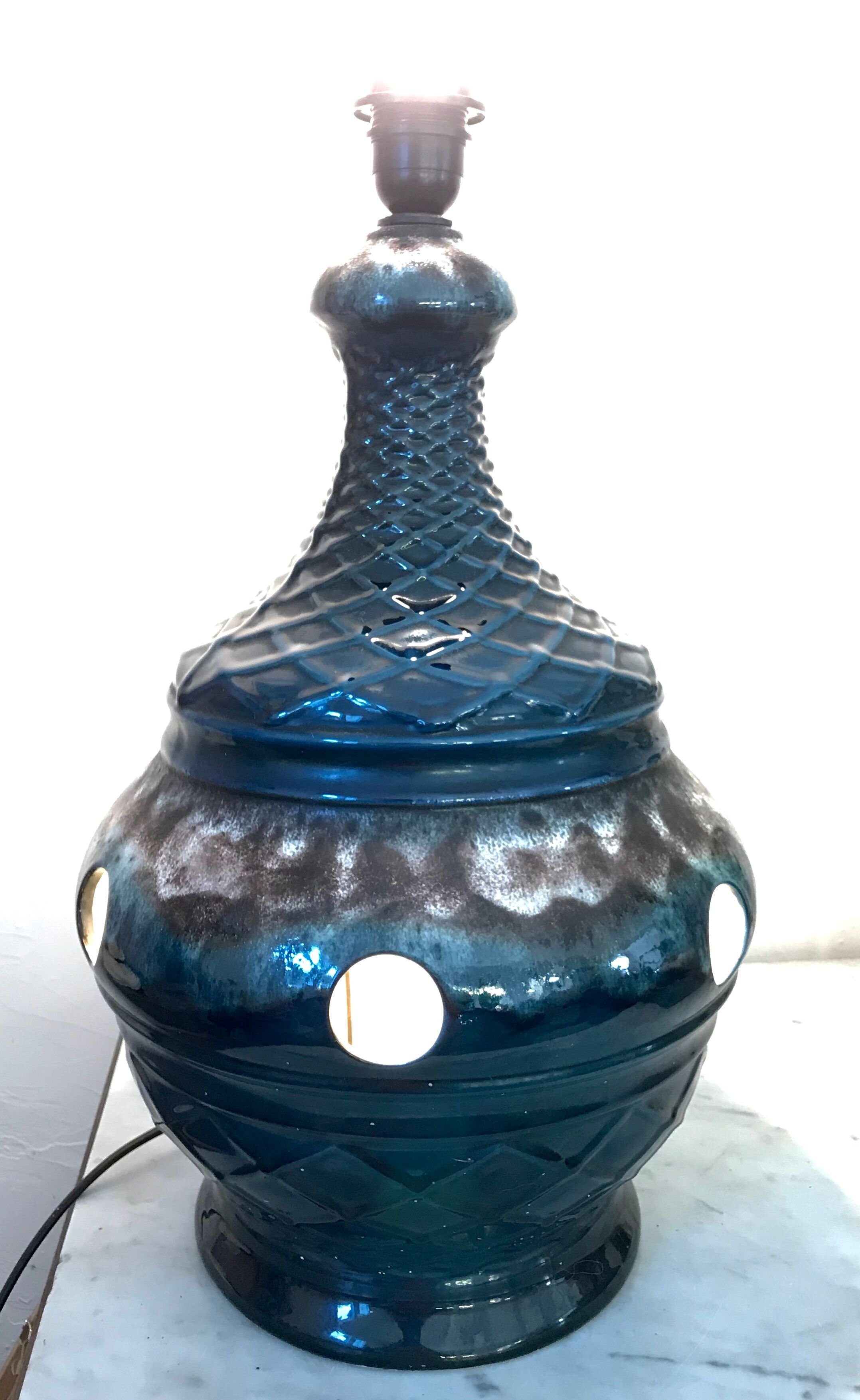 Vintage ceramic footlamp