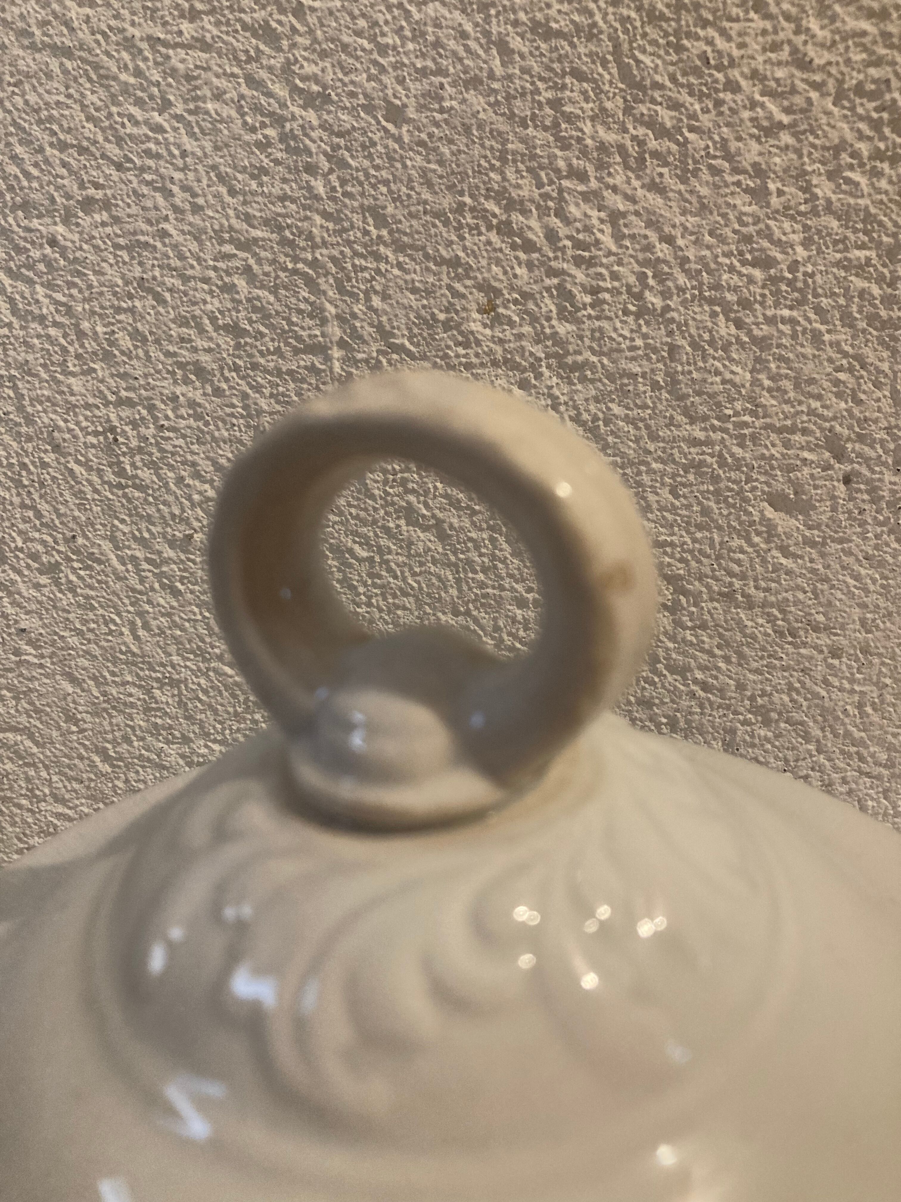 19th century tureen of Montereau