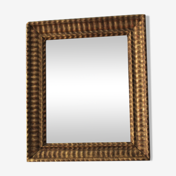 Miroir nacien XIX doré à la feuille d'or avec sa glace au mercure